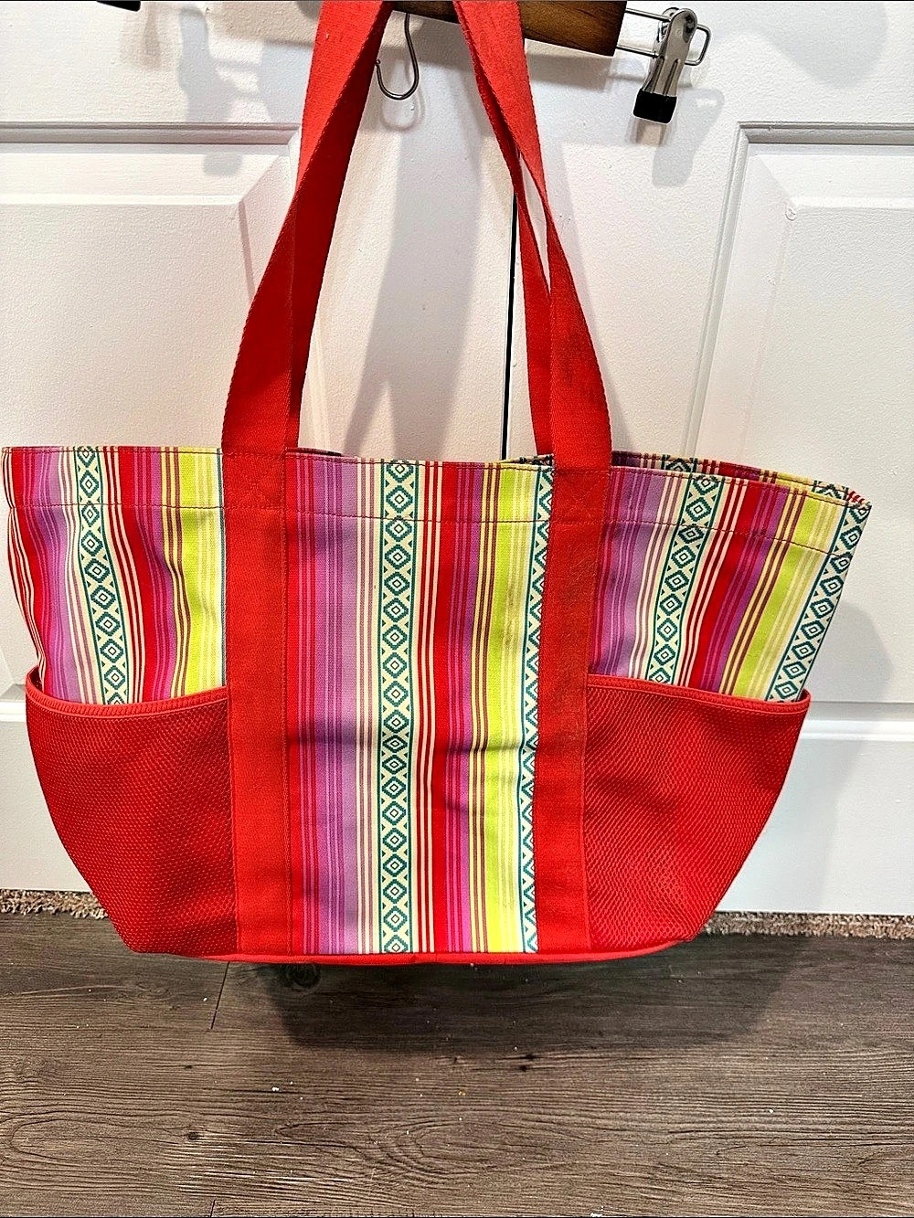 Vera Bradley Festival Beach Mesh Tote Red & Multicolor